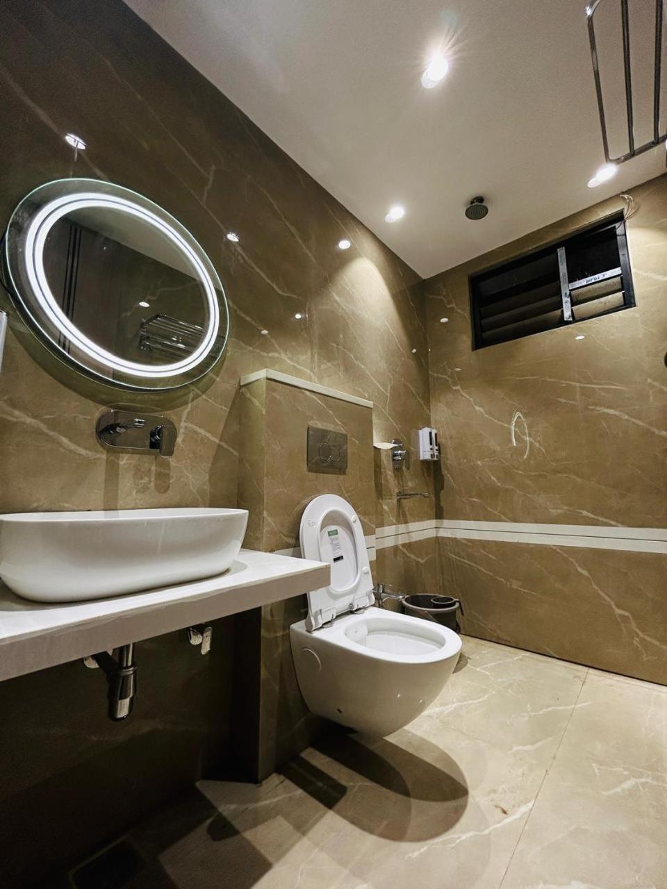 Hotel Fortune Inn Bhopal Bagian luar foto
